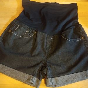 Bella Vida maternity denim shorts